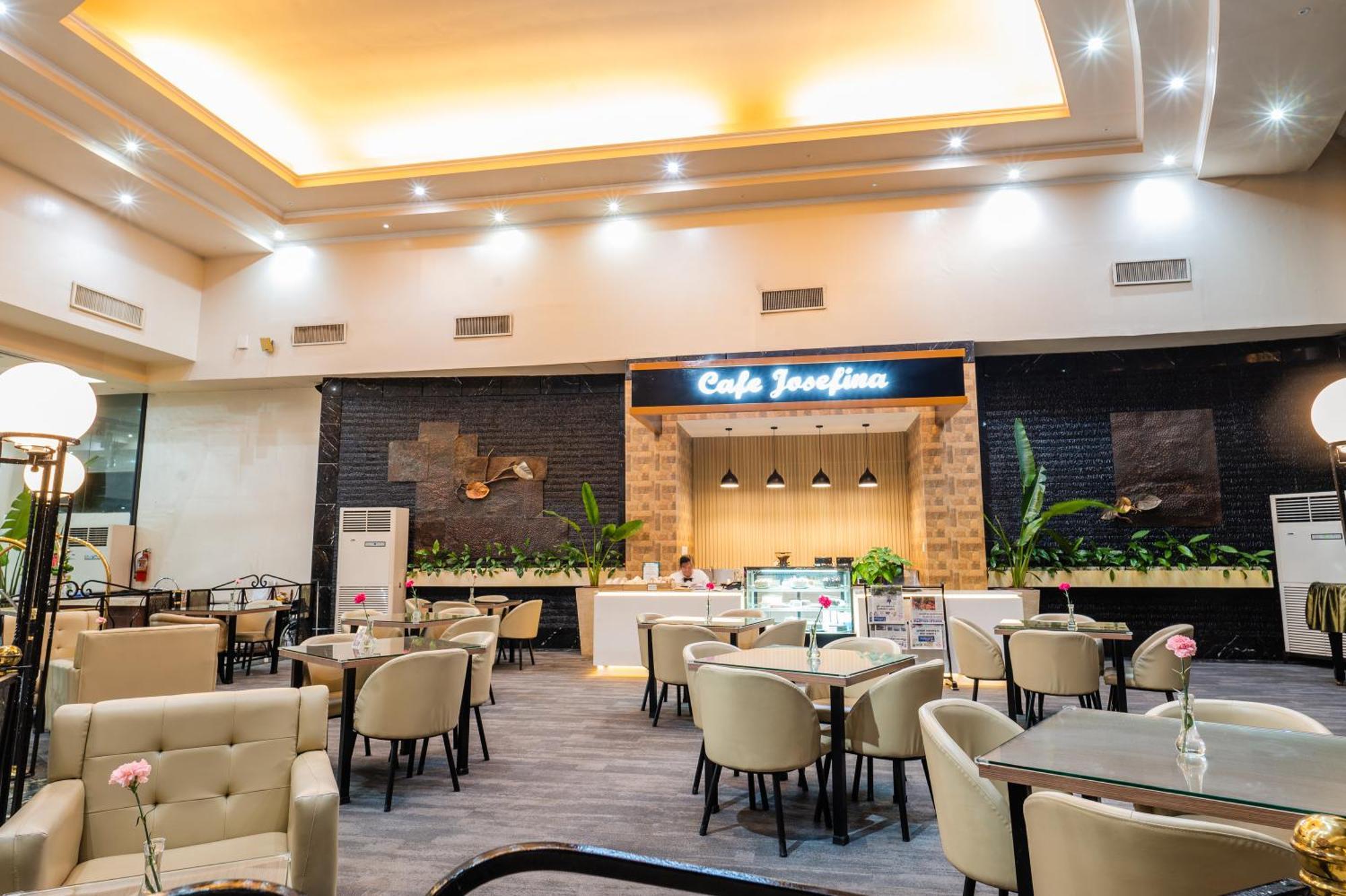 The Apo View Hotel Davao Exterior photo