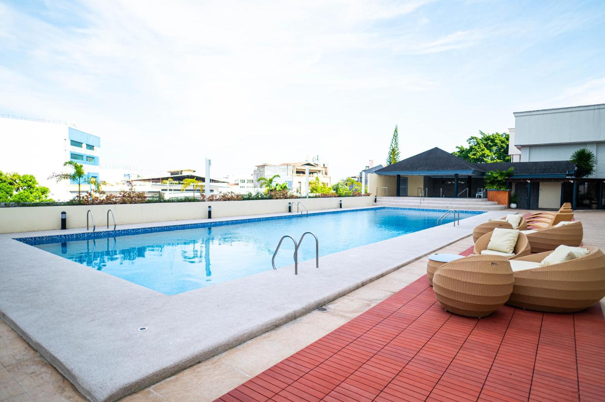 The Apo View Hotel Davao Exterior photo