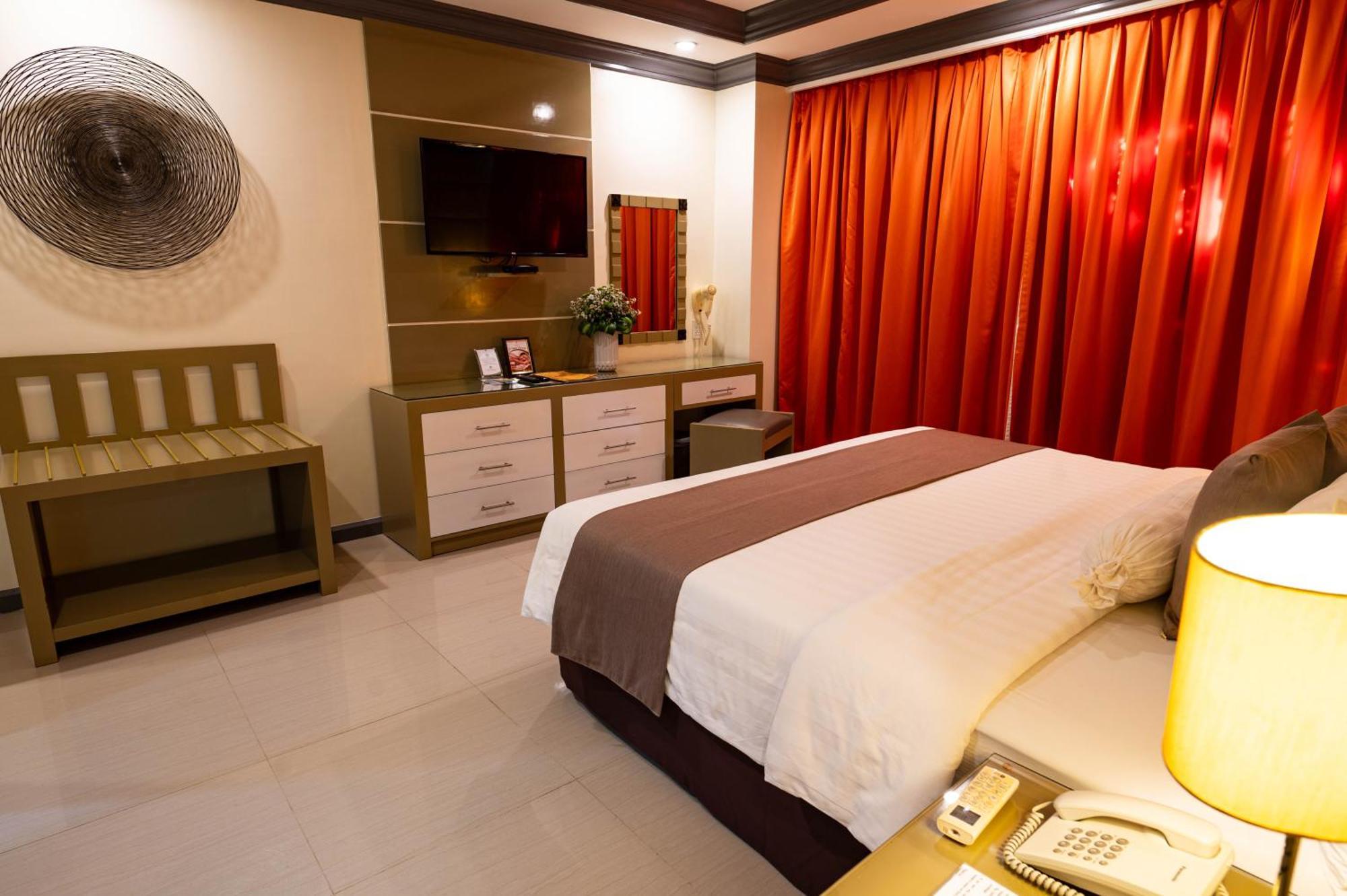 The Apo View Hotel Davao Exterior photo