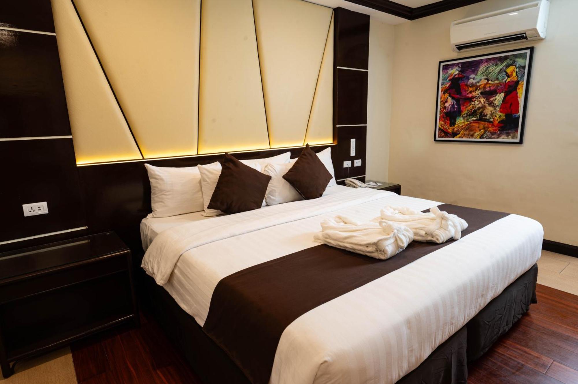 The Apo View Hotel Davao Exterior photo