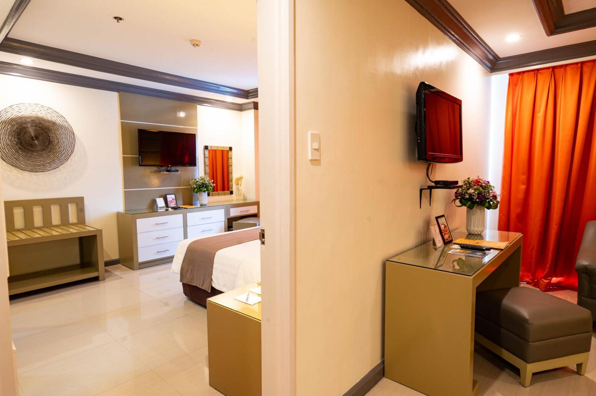 The Apo View Hotel Davao Exterior photo